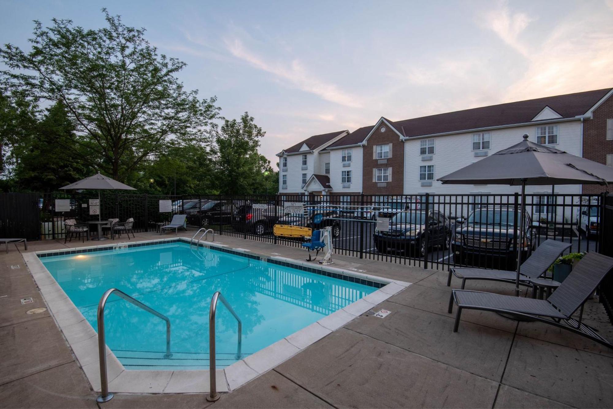 Towneplace Suites Columbus Airport Gahanna Exterior foto